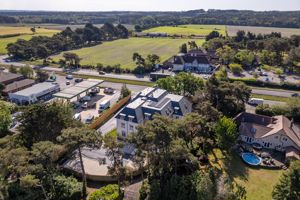 Photo 18- click for photo gallery